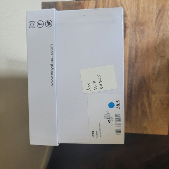 Tanya Heath Jess Vador Vegan black Sandal. US size 8, EU size 38.5 - Picture 5 of 5